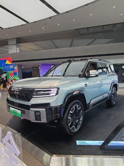 东莞323比亚迪方程豹硬派越野的爆款，英菲尼迪35周年与你共成长