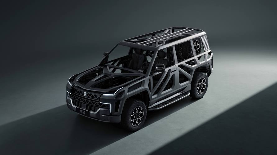 东莞323仰望U8硬派越野的科技魅力，国能汽车对传统燃油车市场的冲击